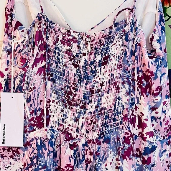 🌺🎉HP🎉🌺 NWT Reformation Kourtney Dress Morning Dew